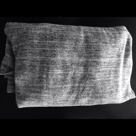 Fabulous Sarah sweater by LuLaRoe! - Picture 2 of 4