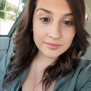 Meet your Posher, Sylvia