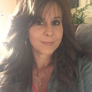 Meet your Posher, April