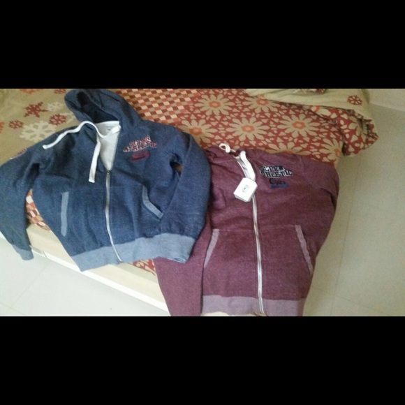 Hoody (Outfitters)