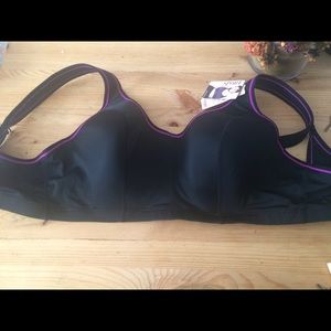 Never Worn 42DDD Cacique Sports Bra