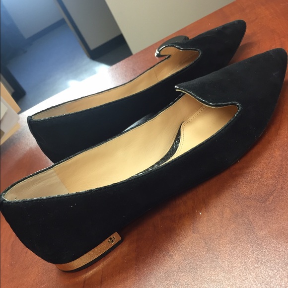 SOLD-Tory burch flats - Picture 4 of 4