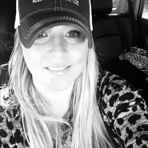 Meet your Posher, Kasie