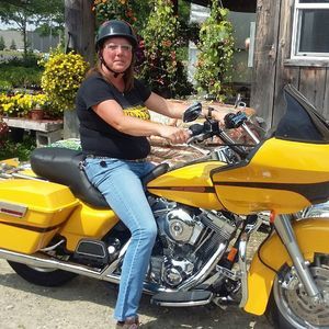 Meet your Posher, Mischelle