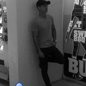 Meet your Posher, Yoel manuel