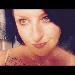 Meet your Posher, Deb