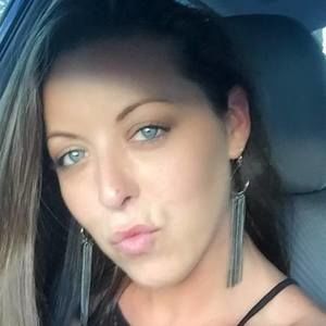 Meet your Posher, Ivy