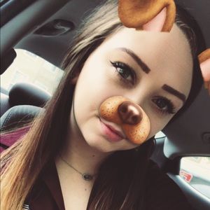 Meet your Posher, Kaitlyn