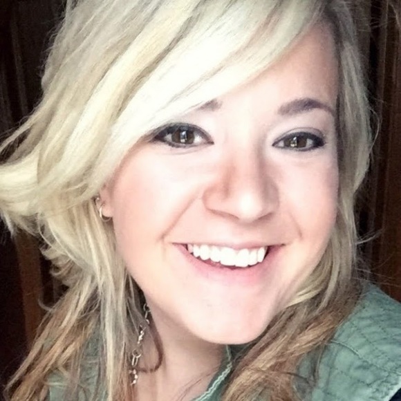 Meet your Posher, Jenna