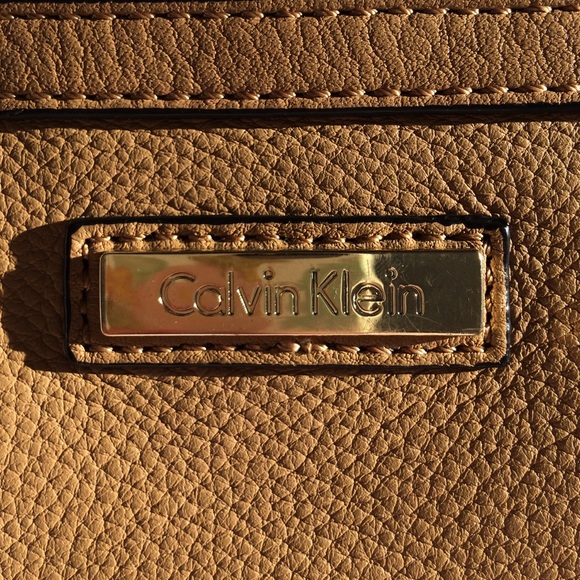 Wristlet - Picture 2 of 3