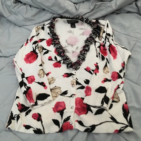 Cardigan sweater
