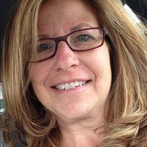 Meet your Posher, Sharon