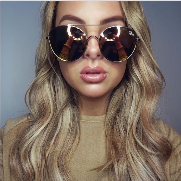 Quay Eyeware Circuslife Gold Pink Mirror
