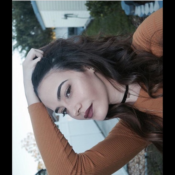 Meet your Posher, Suleika - Picture 1 of 1