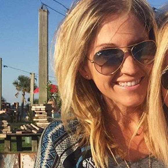 Meet your Posher, Brittany - Picture 2 of 2