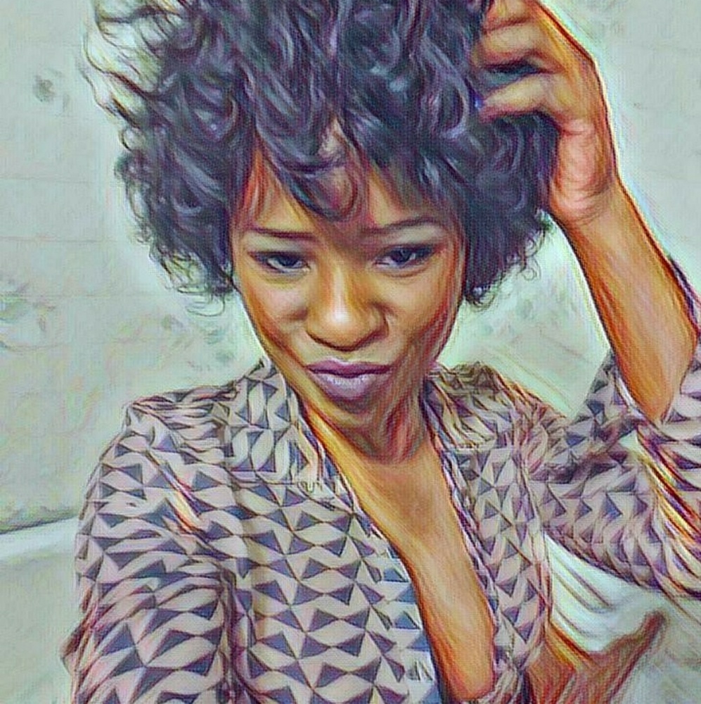 Meet your Posher, Cassandra