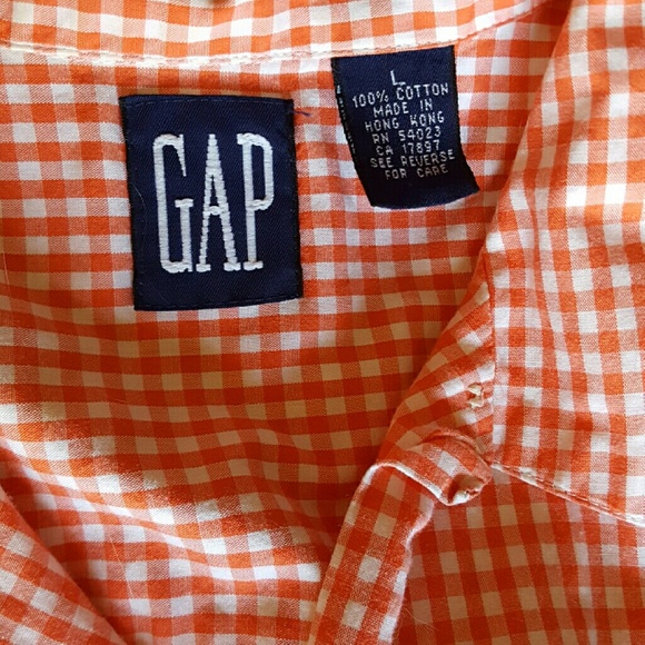 Gap button up shirt