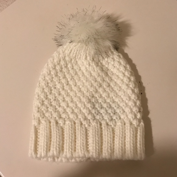 Express pom hat (ivory) - Picture 2 of 4
