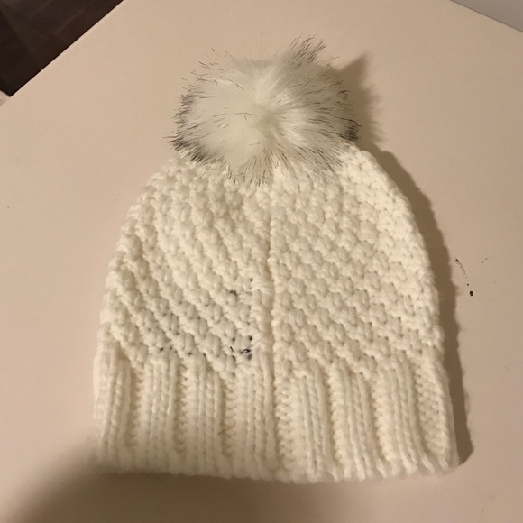 Express pom hat (ivory) - Picture 3 of 4