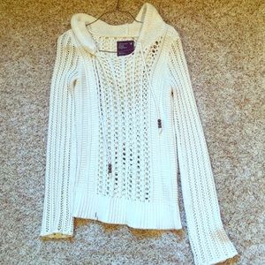 American Eagle sweater