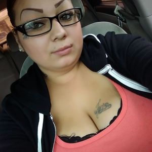 Meet your Posher, Latisha