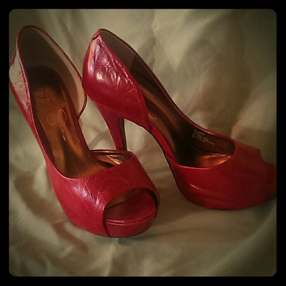 Jessica Simpson Red heels