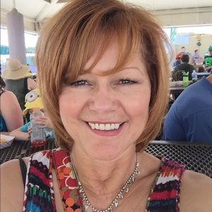 Meet your Posher, Heidi