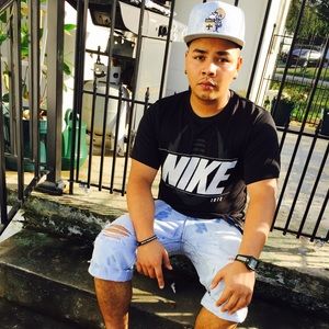 Meet your Posher, Edson