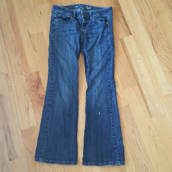 American Eagle boyfriend jeans