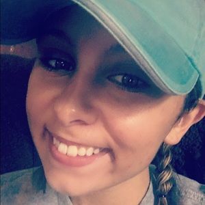 Meet your Posher, Tishia