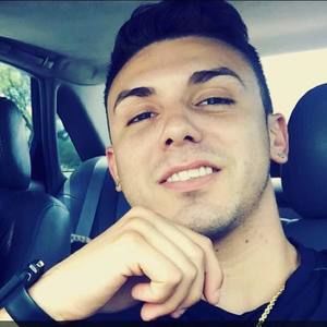 Meet your Posher, Giovanni