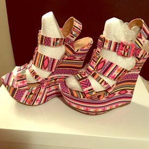 Multi color wedge heel