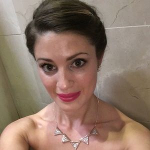 Meet your Posher, Samantha