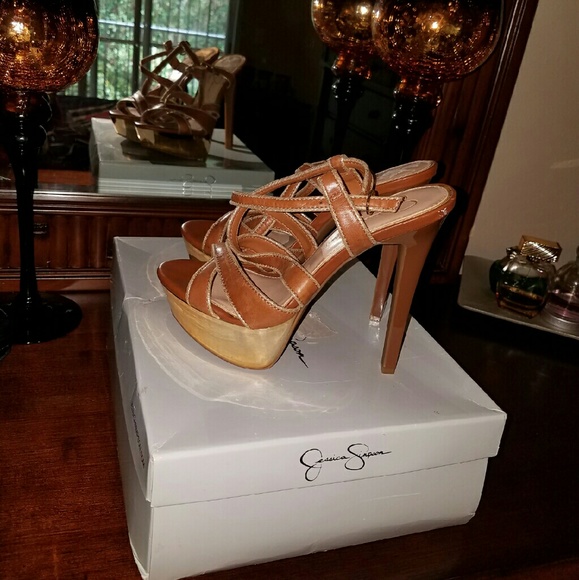 Jessica Simpson Designer Platform heels
