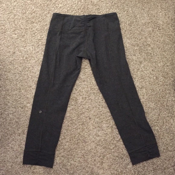 Lululemon Crops - Picture 2 of 2