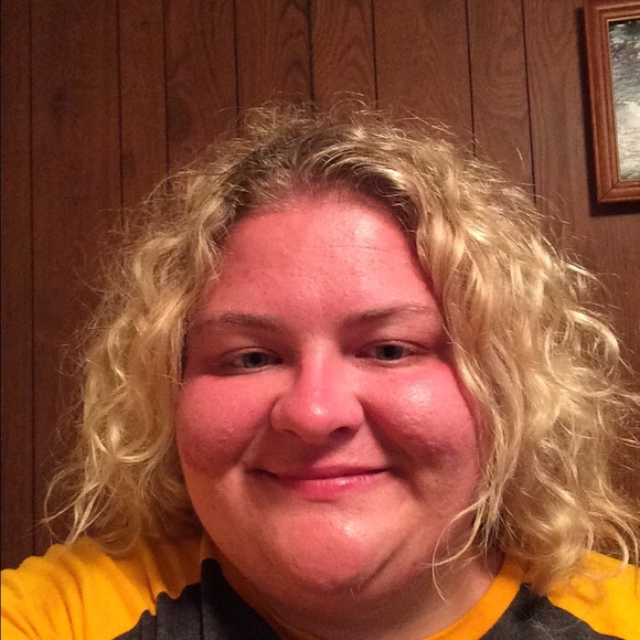Meet your Posher, Kasey
