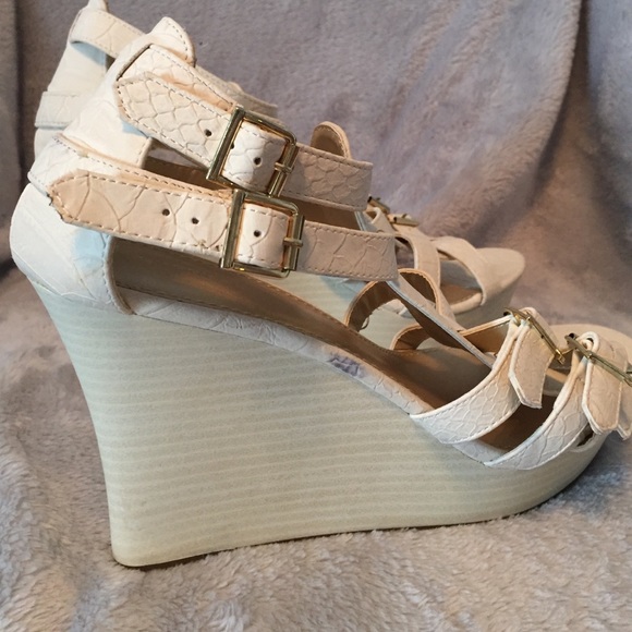 Express wedge heels - Picture 3 of 4