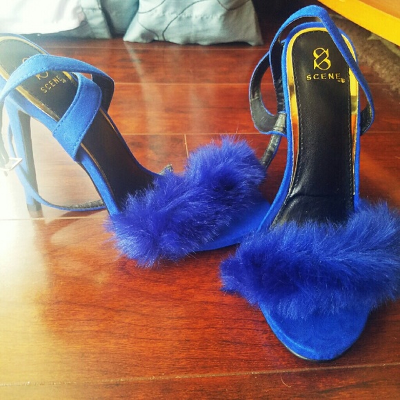 FURRY SIZE 6 HEELS - Picture 1 of 1