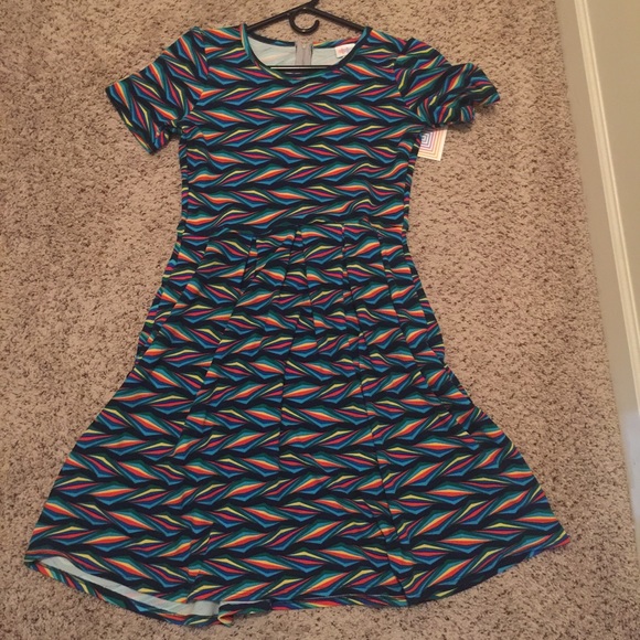 🎉NWT🎉 LuLaRoe Large Amelia