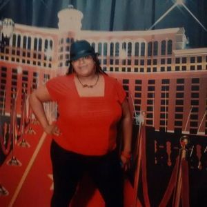 Meet your Posher, Yolanda