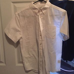 Short sleeve button down boy's shirt
