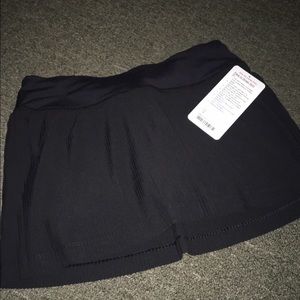 Pleat to street skirt III