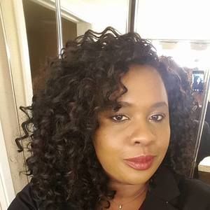 Meet your Posher, Felicia