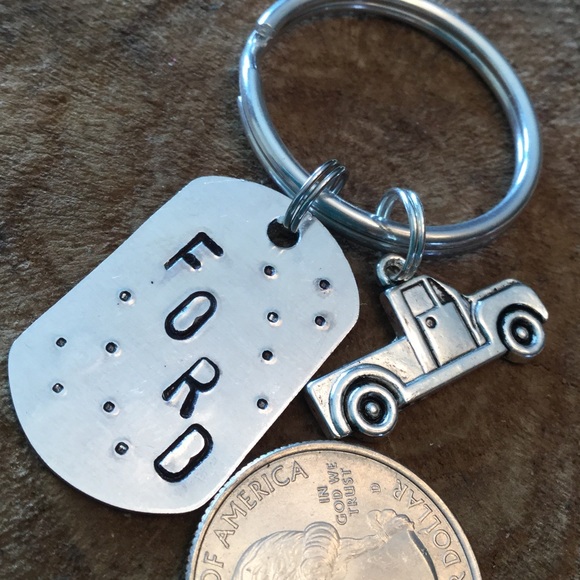 🗝Exclusive Truck Key Chain🗝Custom Stamped🗝 - Picture 4 of 4