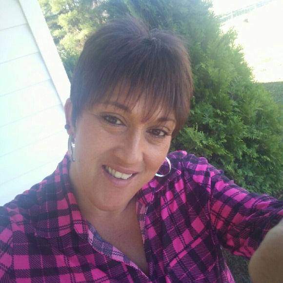 Meet your Posher, Melissa