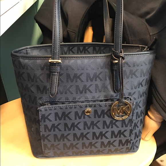 Michael Kohrs purse