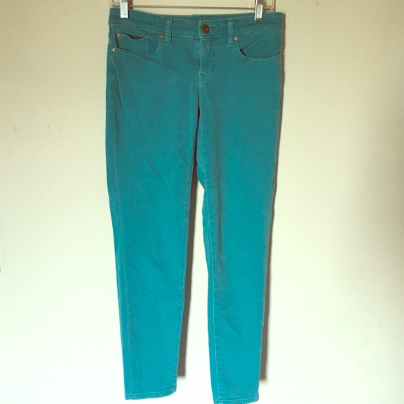 Gap size 4- premium super skinny real jeans.