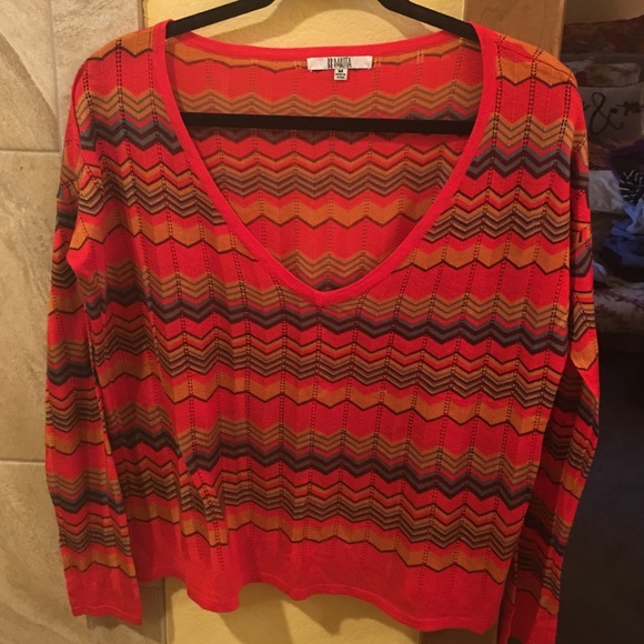 BB Dakota sheer L/S blouse