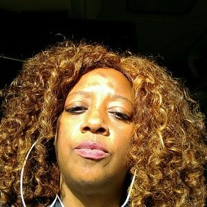 Meet your Posher, Janice