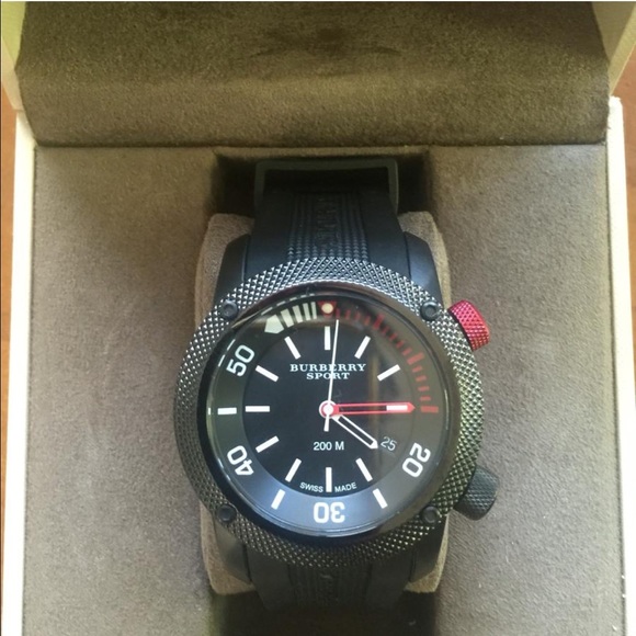 🎉HOST PICK🎉 Men's Burberry Watch - Picture 3 of 4